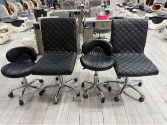 Nail customer and technician chair