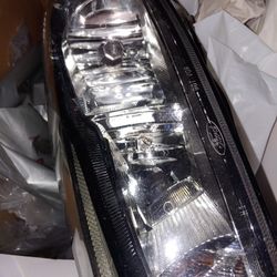 2017 Ford Focus Headlight