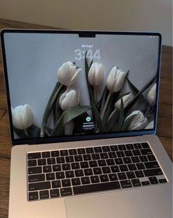 Apple Mackbook air 15 inch M4 256 storage