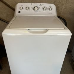 GE® 4.2 cu. ft. Capacity Washer with Stainless Steel Basket