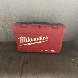 Free Milwaukee Case