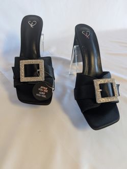 9 Brand new women's heels