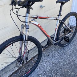 29er Disc Mountain Bike Giant L