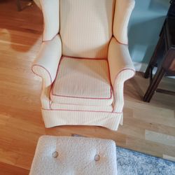 Ethan Allen Upholstered Little Girl's Chair