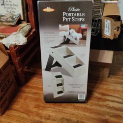 Portable Pet Steps.