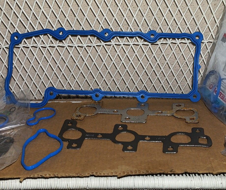 Jeep 3.7 Gaskets
