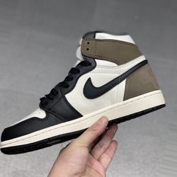 Jordan 1 High Dark Mocha 128