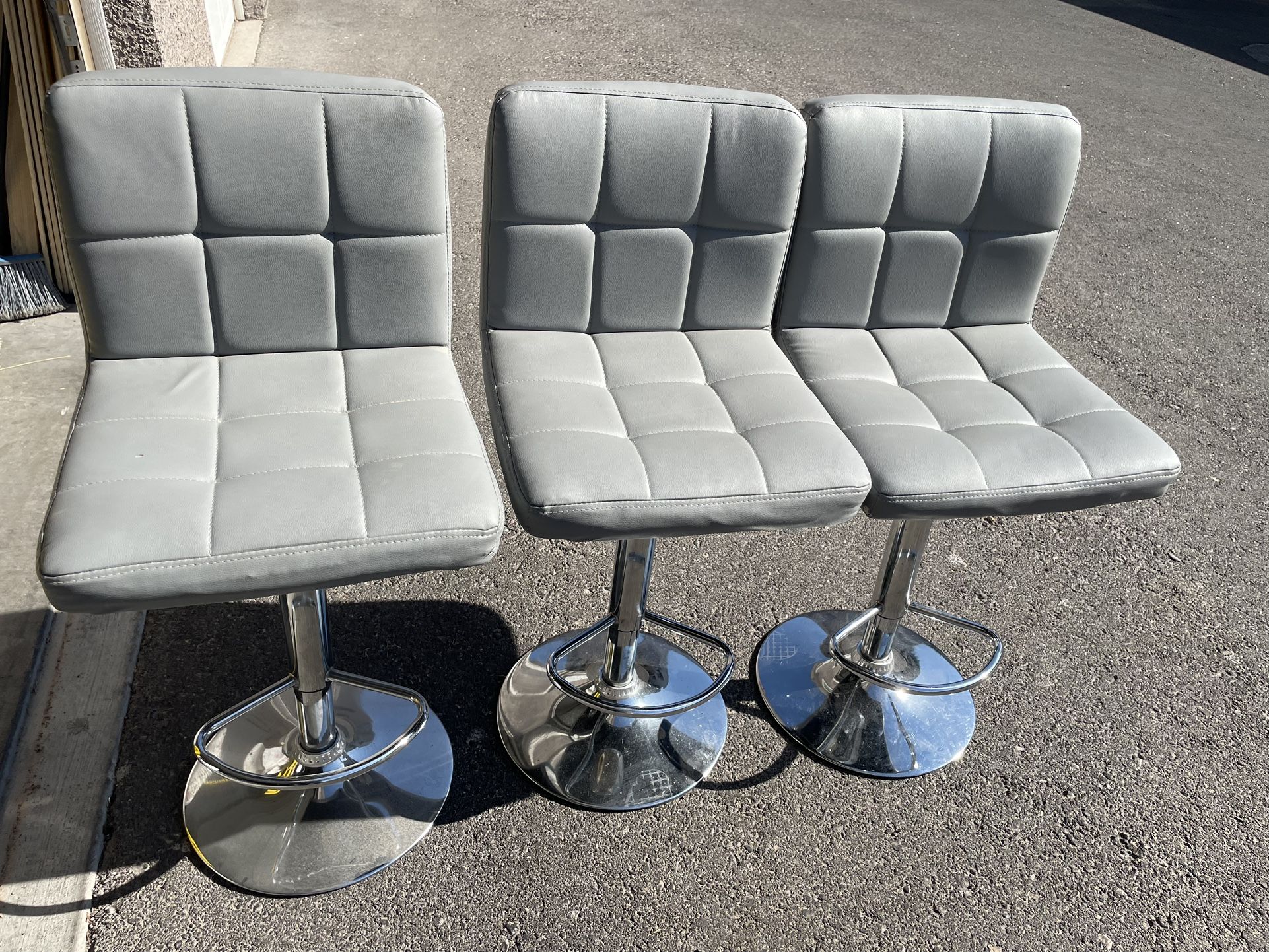 Bar Stools 