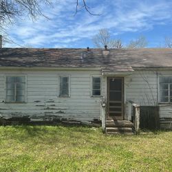 Gladewater House 816sqft 