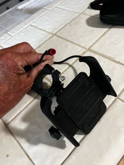 E-bike Moto Wolf Phone Holder with charger