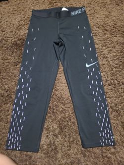 Nike Capri Como Nuevo Mediano 