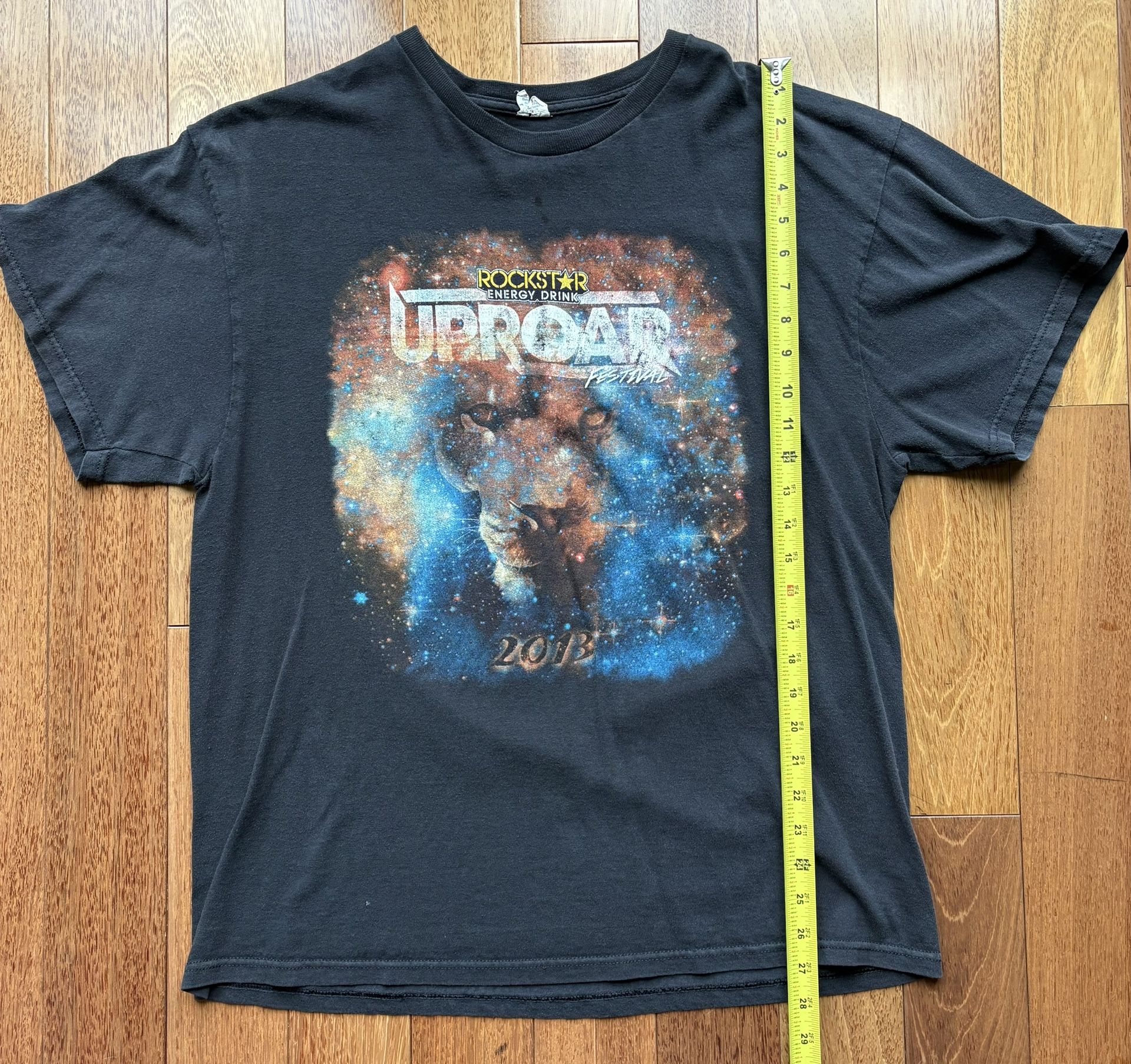 Rare Vintage 2013 Uproar Festival Tee Shirt