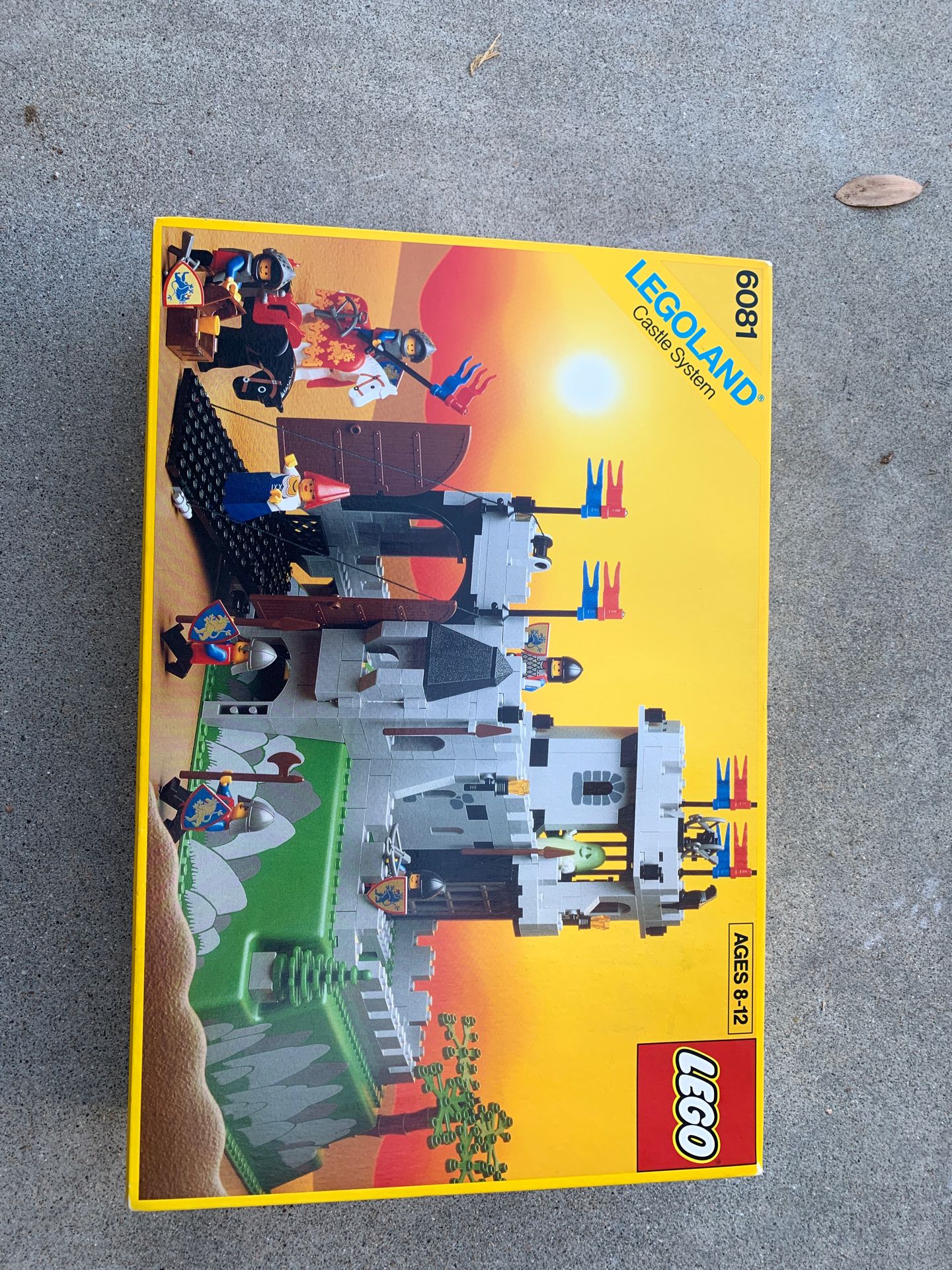 LEGOland castle system complete set with directions