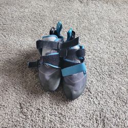 Scarpa Climbing Shoes Size 40 EU