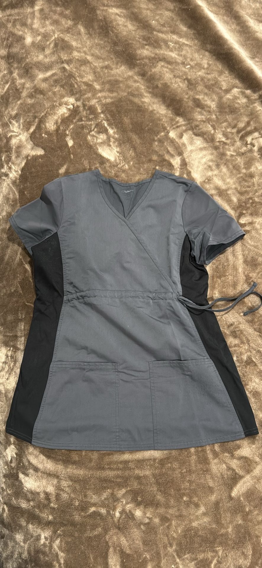 Maternity scrubs