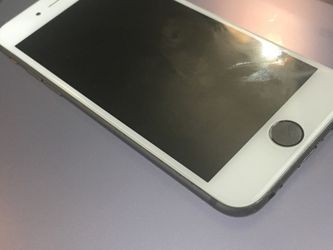 iphone 6s Silver (does not turn on)