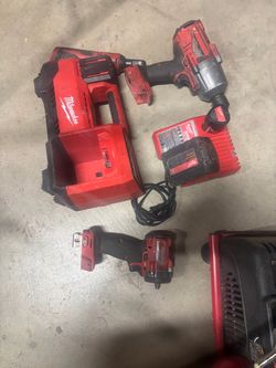 Milwaukee tool bundle