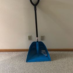 Lightweight Snow Shovel For Sale!