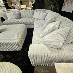 STUPENDOUS new Sectional Sofa