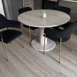 GORGEOUS DINNING SET