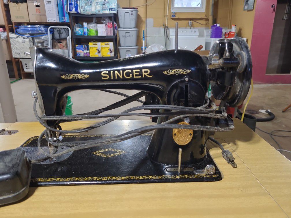 Singer Sewing Machine Motor Works Needs Belt I Believe It From 1949