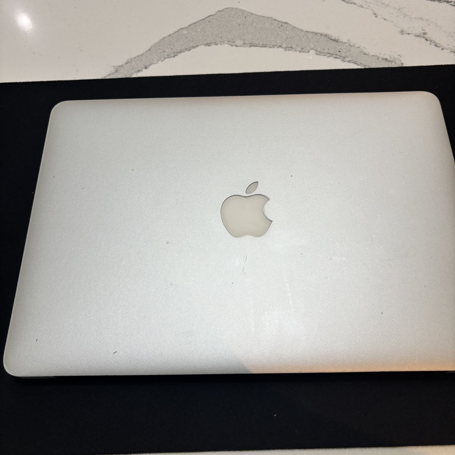 MacBook Air Early 2015
