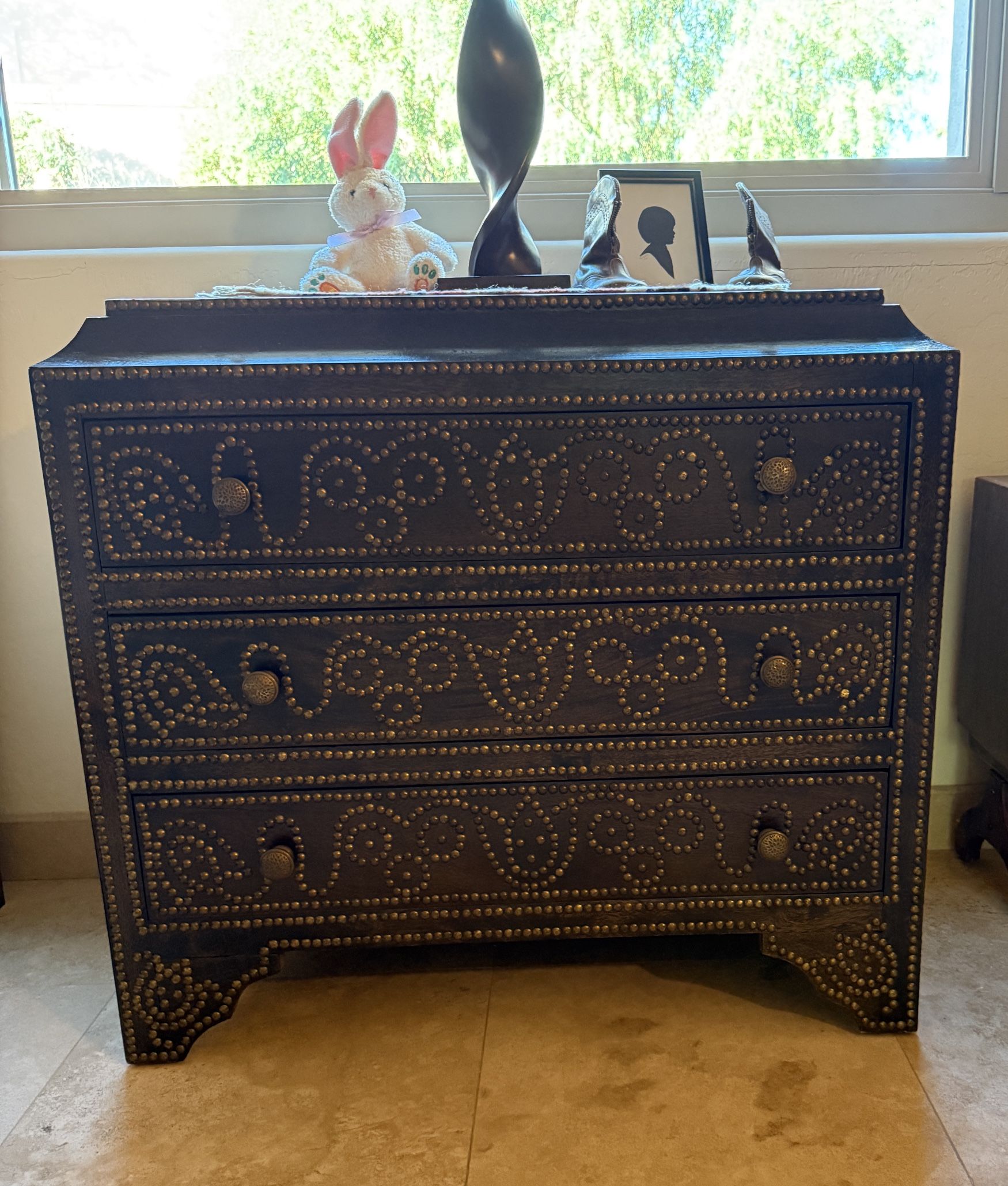 Thomasville 3 drawer Nightstand/Dresser