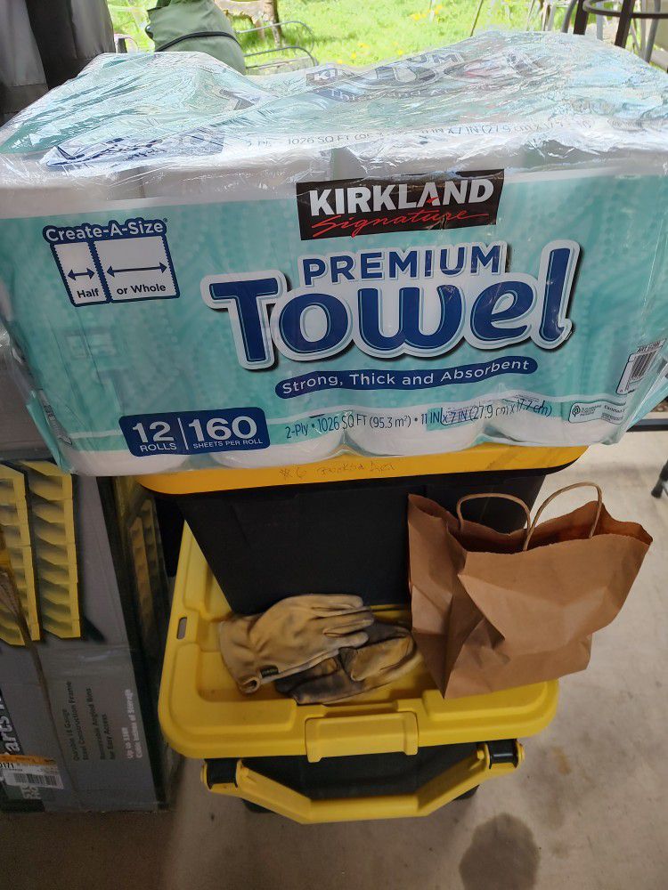 New Kirkland Signature Premium Towels Retail At Amazon $73 Local Pickup Cash Only