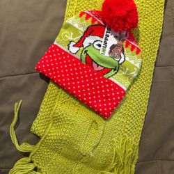 The Muppets Kermit The Frog Beanie And Scarf Set New