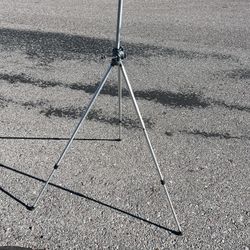 Manon 500 tripod 