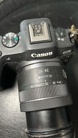 Canon R8 Canon R8