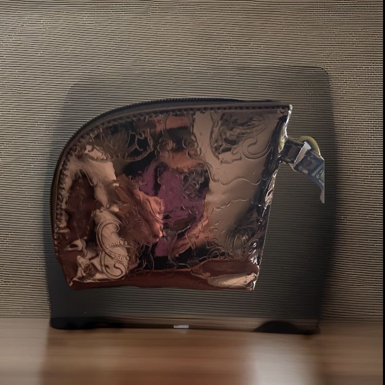 Vintage Sharif 1827 Gold Brown Wrislet Clutch Engraved Bag