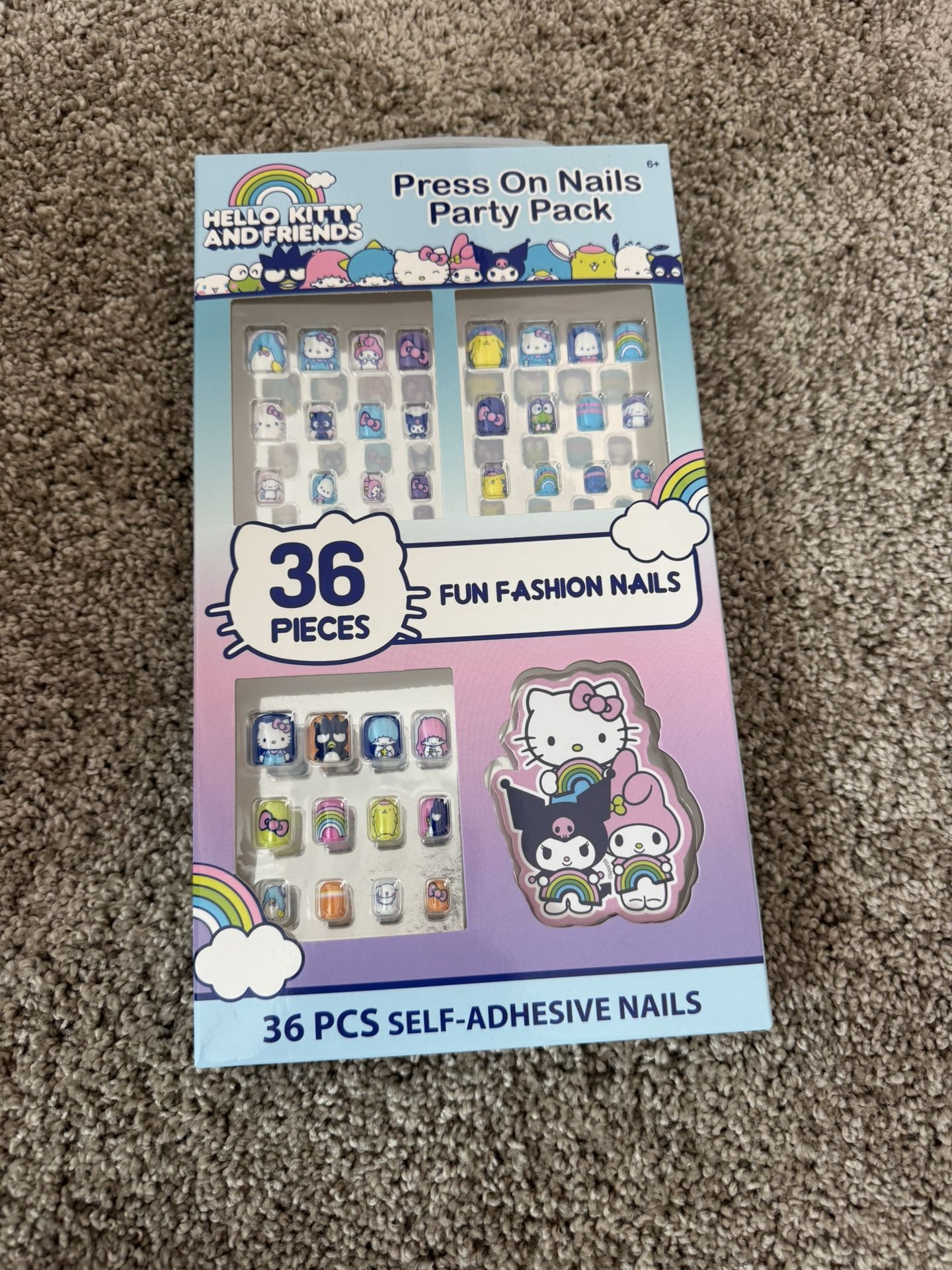 Hello kitty And Friend 36pcs Press On Fun Fashion Nails (New )  