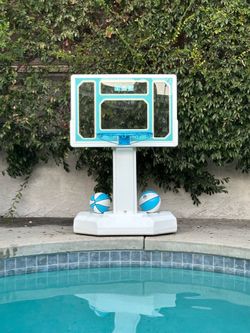 Poolside Basketball Hoop Set