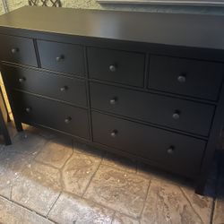 IKEA 8 Drawers Black Dresser 