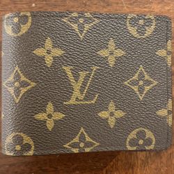 LOUIS VUITTON MONOGRAM LEATHER WALLET