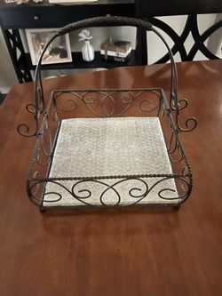 Bronze dish with mirror bottom