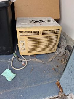 Air conditioner/ window unit