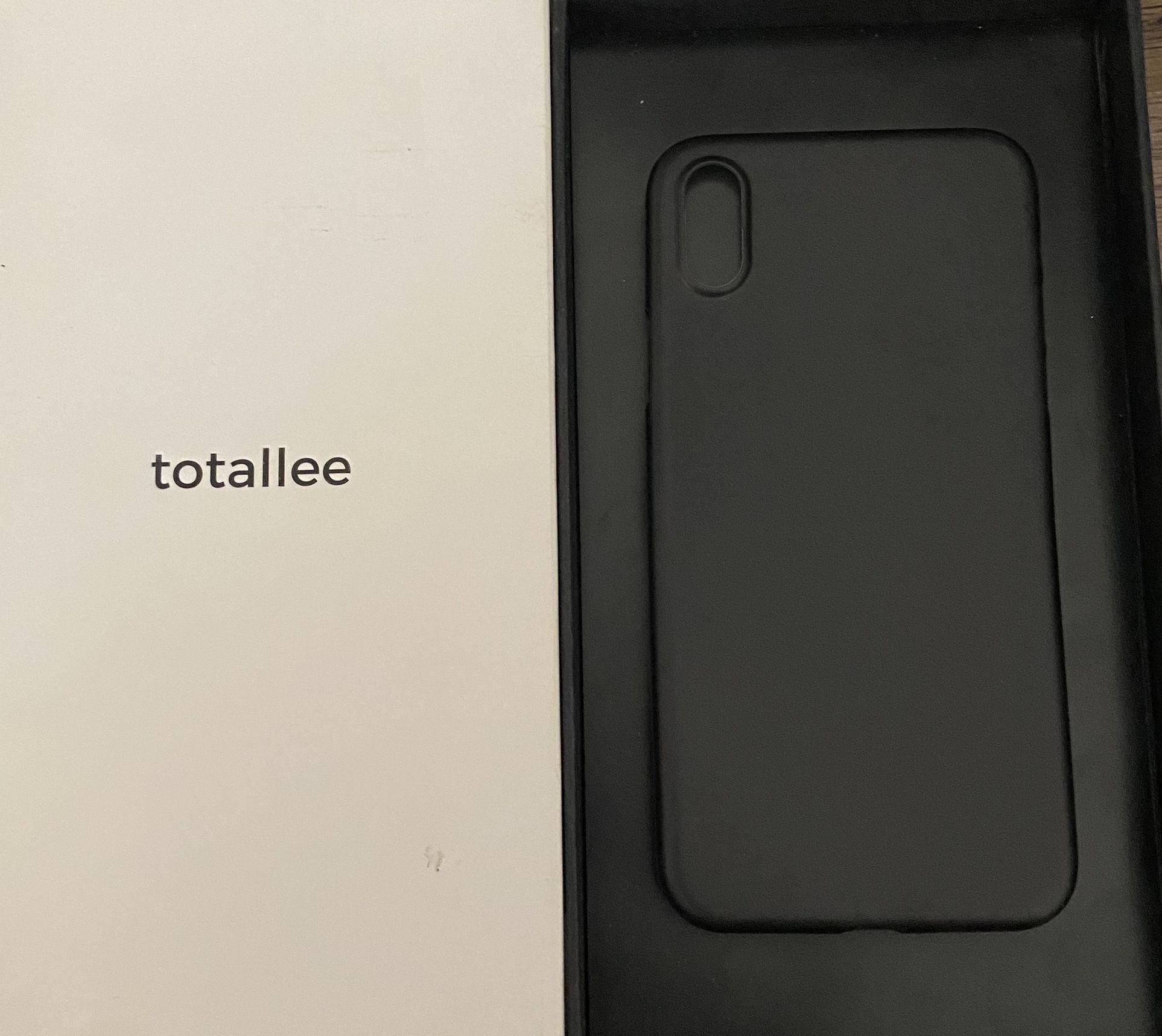 Totallee iPhone X Case