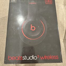 Beats Studio3 Wireless Noise Cancelling Over-Ear Headphones - Apple W1 Headphone Chip, Class 1 Bluetooth, 22 Hours of Listening Time, Built-in Microph