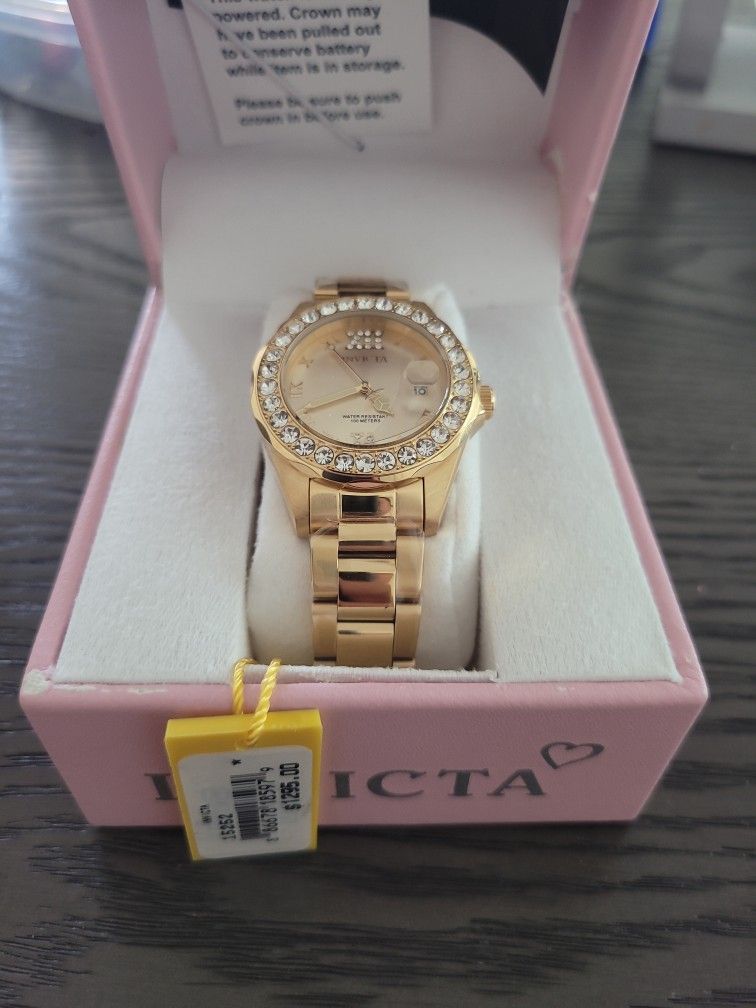 Brand New Invicta Women's Gold Plated Pro Diver Watch
