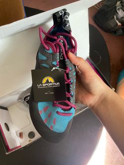 LOW PRICE MOVING- LA SPORTIVA CLIMBING SHOES