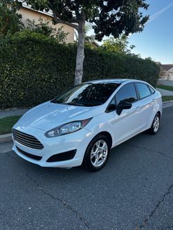 2015 Ford Fiesta