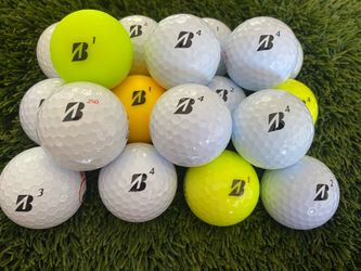 18 Bridgestone golf ⛳️ balls