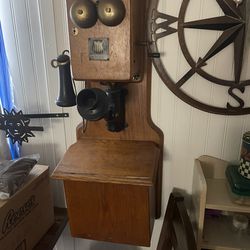 Turn-of-the-century telephone all original