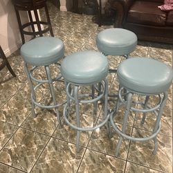 Bancos Usados Buenas  Condiciones 55 Por Los 4