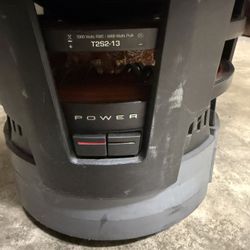 T2500 Amp. T2S2 Subwoofer 2000 Watts Rms Peak Power 4000 Watts And Battery 
