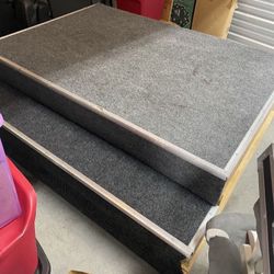 Performance Stage Carpeted Pick up only located in Orting     Concert karaoke, comedy platform live music concert 