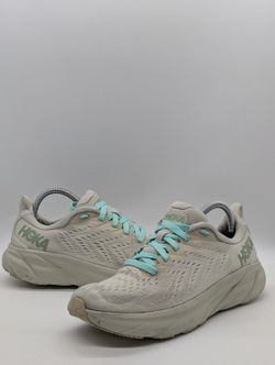 Women's Size 9.5 B Hoka One One Clifton 8 1119394-SGCT Smoke Green Running Shoes