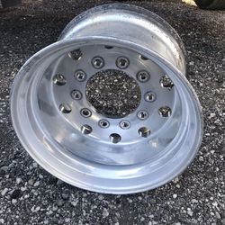 Aluminum Alcoa Super single R22.5 wheels / rims with or without tires